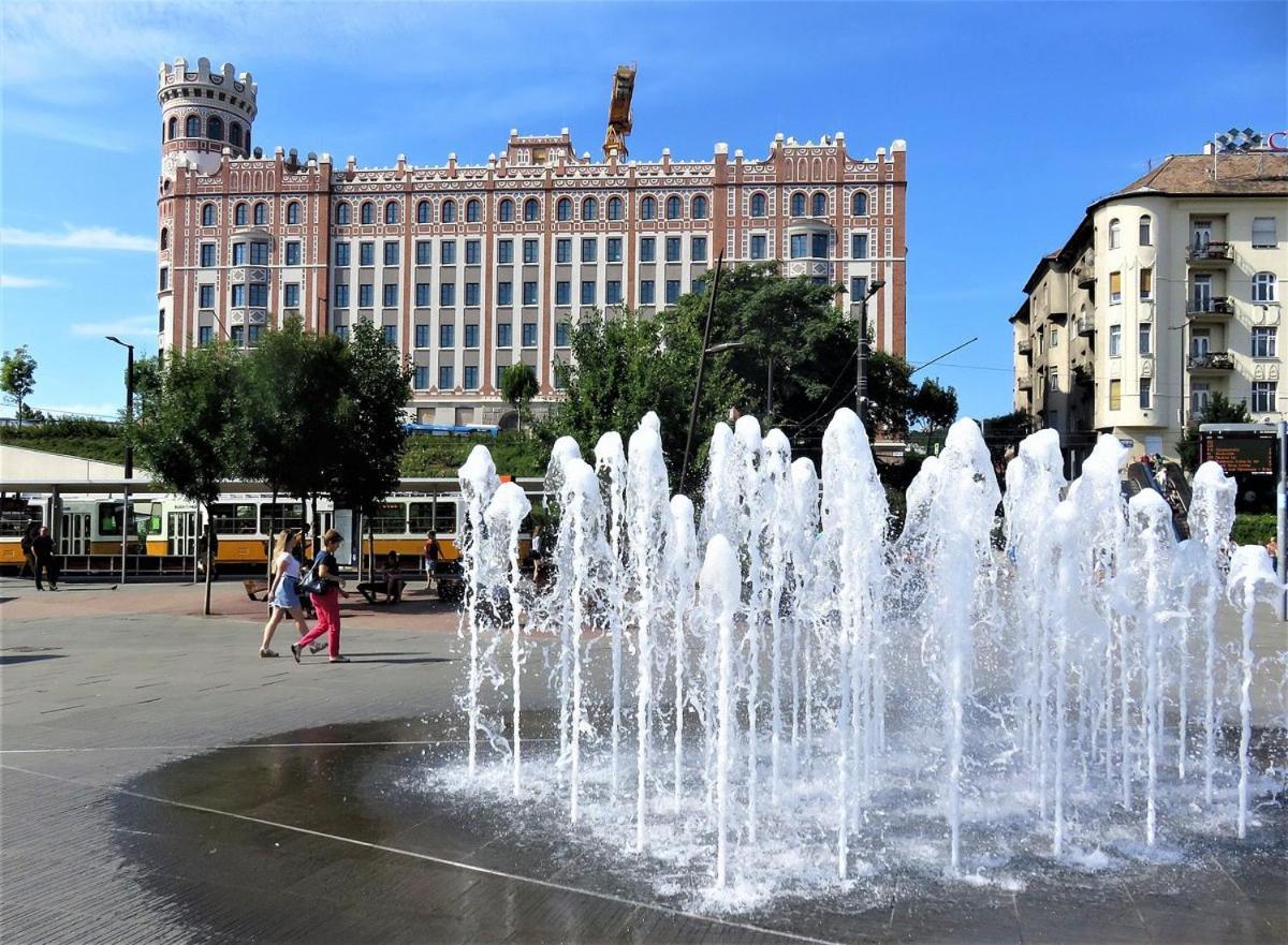 Krisztina Apartments Budapest Luaran gambar